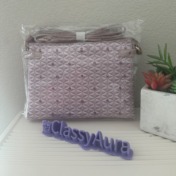 Gloria Vanderbilt Cross Shoulder Bag Purse Handbag Pockets Zippers Blush - Picture 4 of 8